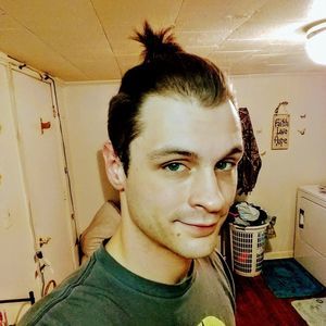 Meet your Posher, Colby